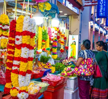Garlands in the flower shop