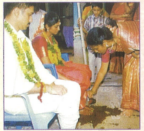 Nagarathar Wedding - Kappukazhatri Toe Ring Ceremony